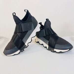 Sorel Kinetic Sneakers Womens 7.5 Black Shoe Mid Top Adjustable Outdoor Gorpcore